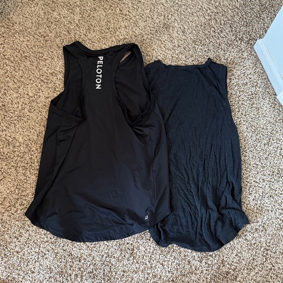 Peloton Tank Tops Womens Lot of 2 stretchy Tank Tops GUC b1015 - Picture 4 of 4